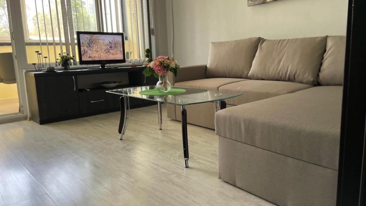 Lotos Apartament Daire Burgaz Dış mekan fotoğraf